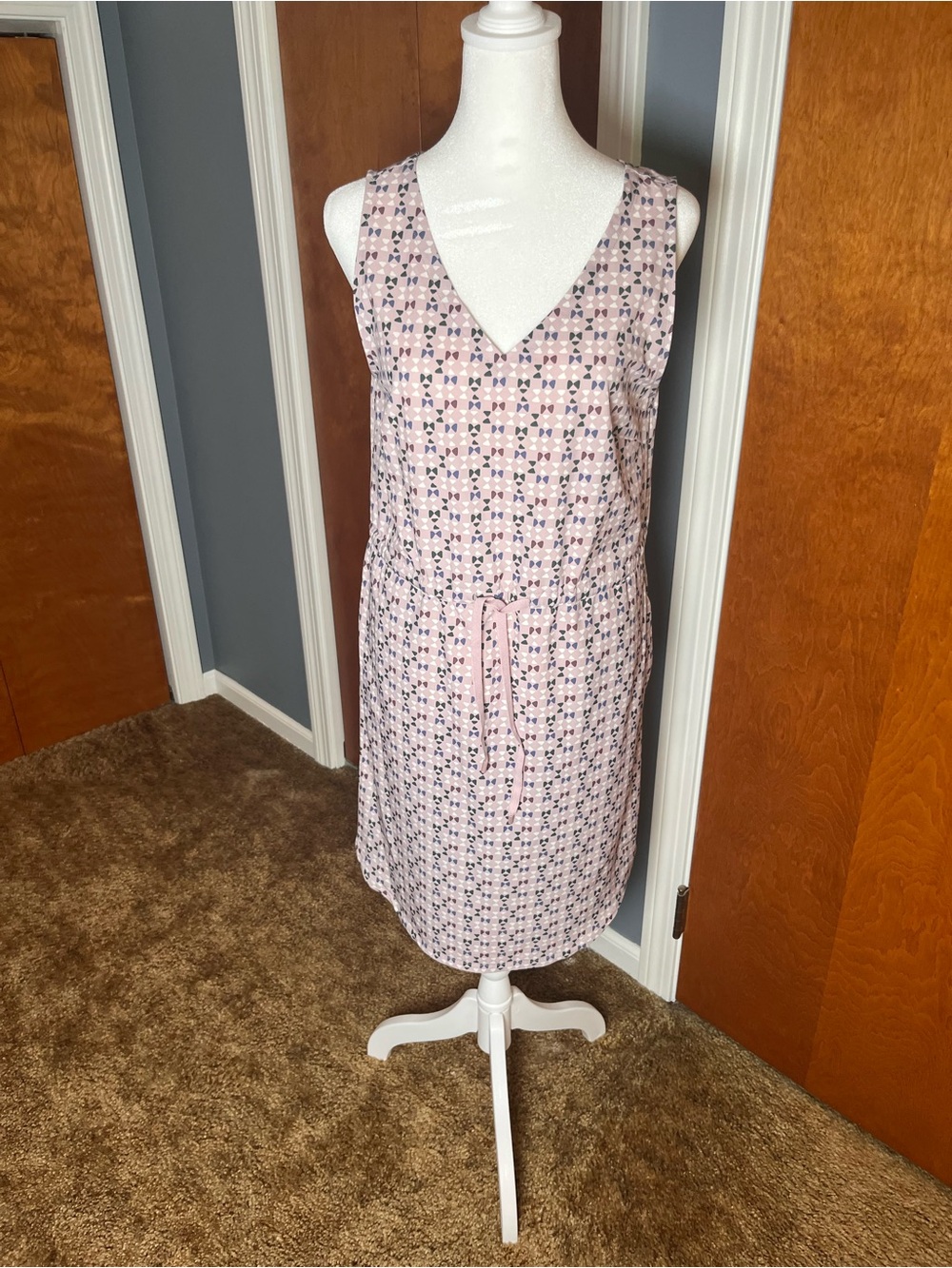 Eddie Bauer Purple Geo-Print Sleeveless Midi Dress. Size small, new with tags.